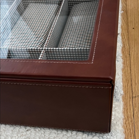 Stackers Brown Jewelry Organizer with Checkered Interior - Picture 10 of 16